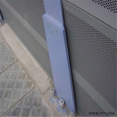 現(xiàn)貨供應(yīng)  城市公路音屏墻 s40外環(huán)線隔音屏 聲屏障 復(fù)合針孔鋁吸聲板 鋁板隔音墻 聲屏障現(xiàn)貨