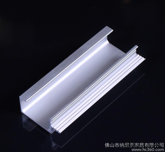 可定做加工櫥柜、衣柜等家具鋁合金封邊拉手 佛山專業(yè)鋁材