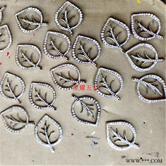 徽章 金屬電鍍鑲鉆胸章定制 貿易商批發專業專注