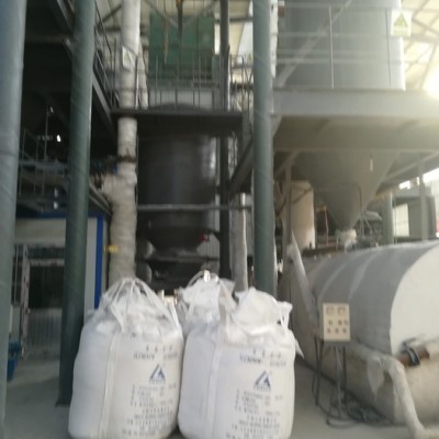 活性氧化鋁 活性氧化鋁球 活性氧化鋁干燥劑廠家洛陽睿鵬凈水