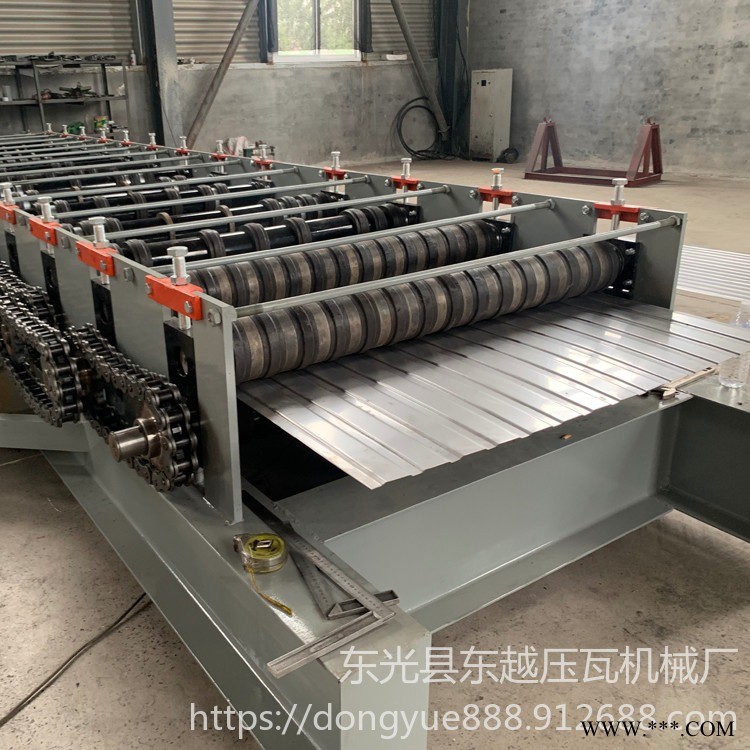 數(shù)控鋁板成型設(shè)備 東越壓瓦機 全自動鋁板壓瓦機 新型鋁板壓瓦機 鋁板壓瓦成型機